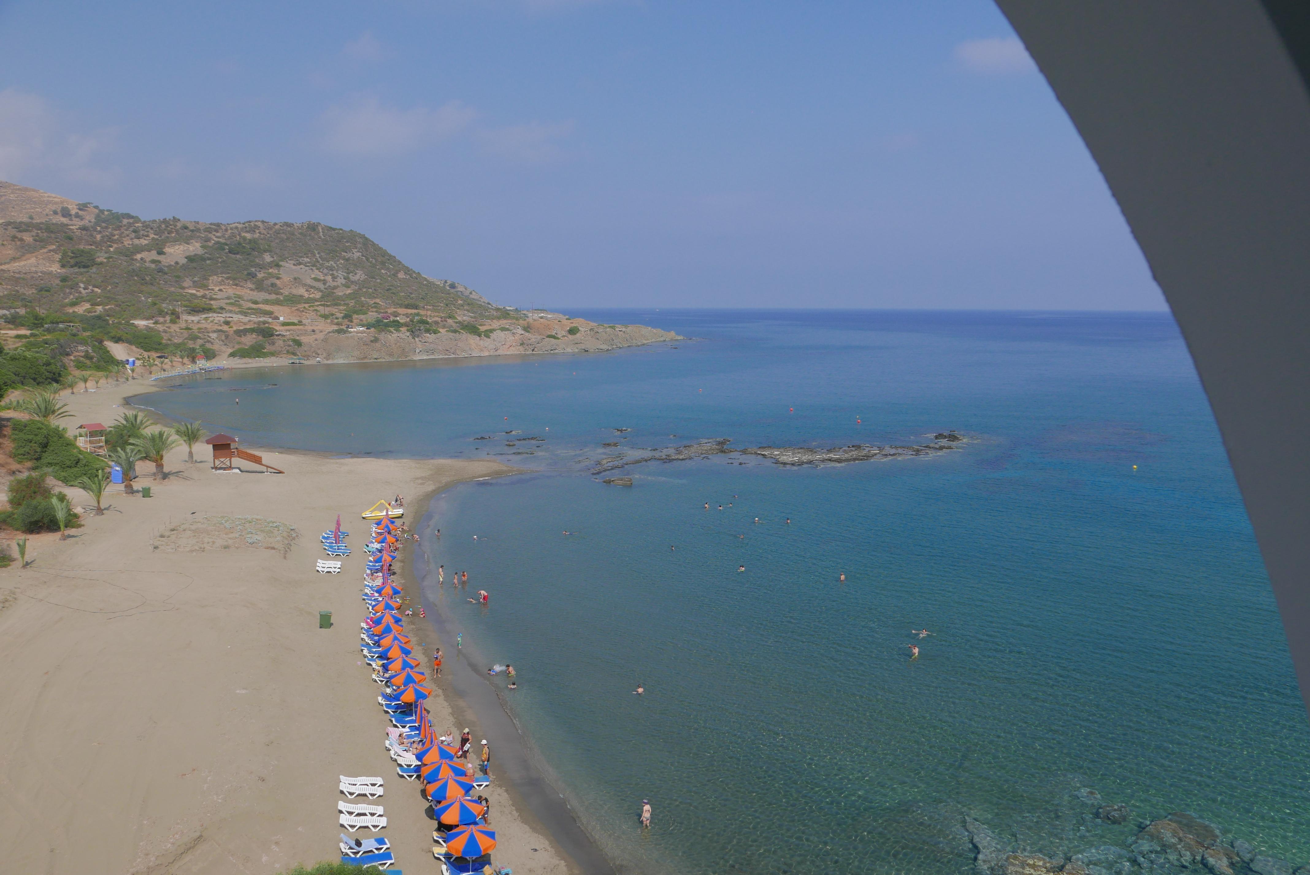 E.J. Pyrgos Bay Hotel Exterior foto