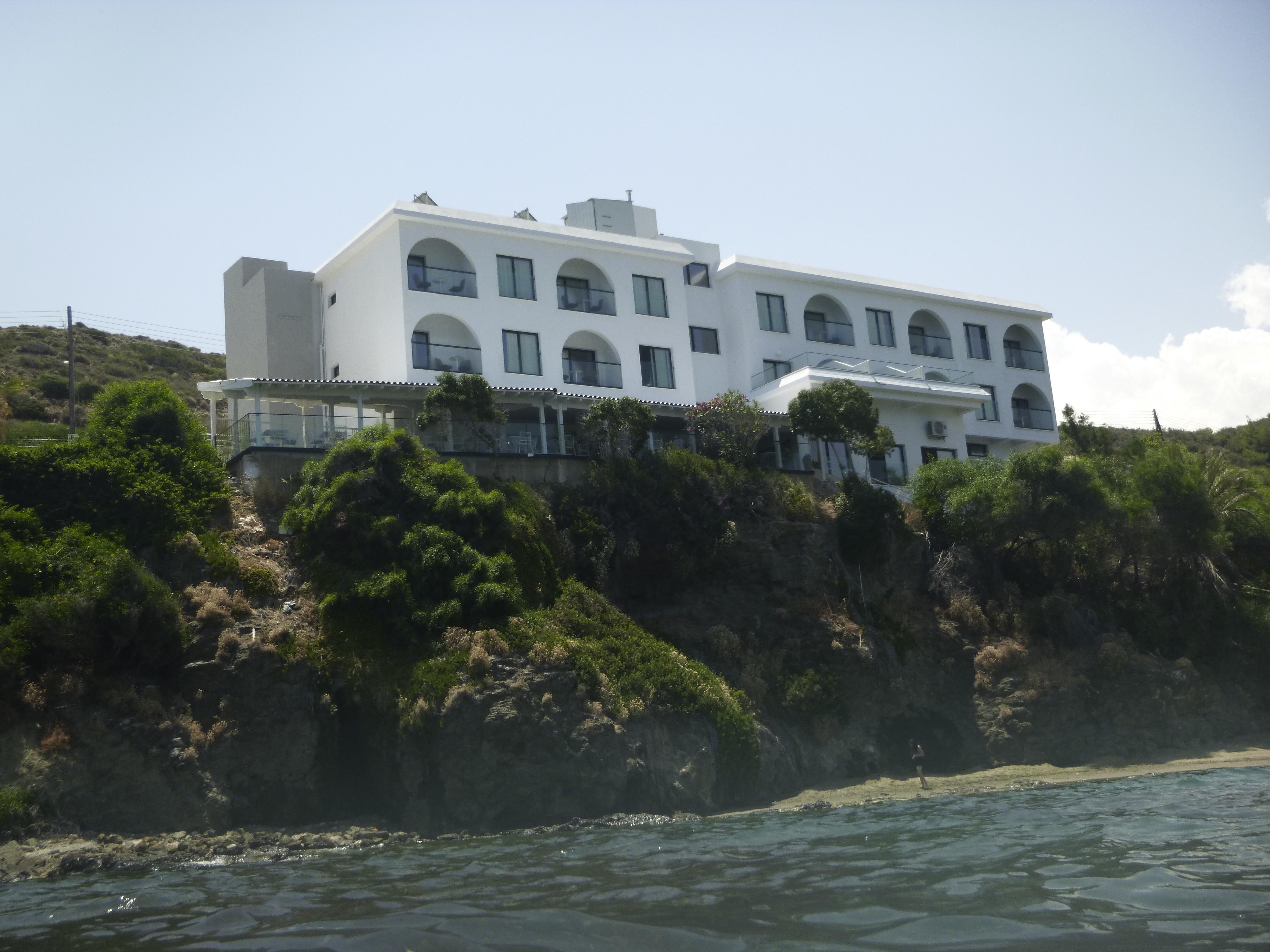 E.J. Pyrgos Bay Hotel Exterior foto